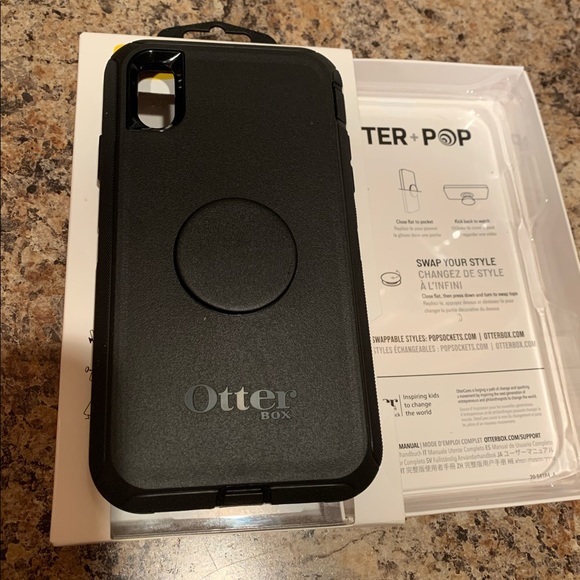 OtterBox Defender Case - New in box - Never used - Picture 2 of 3